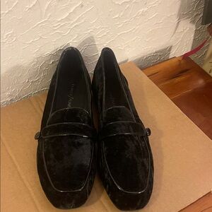 Donald J. Pliner Black Leather Loafers Size 8.5 M Retail $229 Worn once